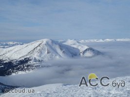 Закарпатские чиновники борются с лавинами