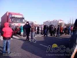 Под Одессой водители отстреливались от протестующих, которые перекрыли трассу