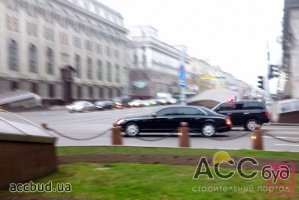 Роскошь по-президентски: Лукашенко пересел на самый дорогой Maybach