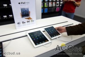 В мире начались продажи планшетов iPad mini и iPad четвертого поколения