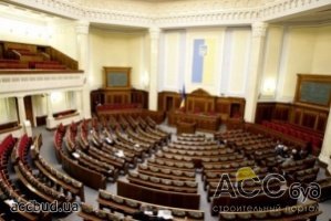 Согласно голосам респондентов, 5%-й барьер преодолевают 4 партии