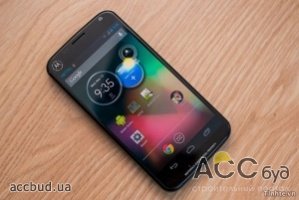 Google вкладывается в производство нового смартфона Moto X